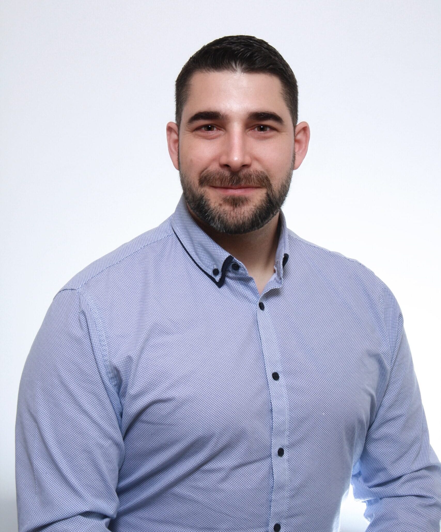 Raphaël est membre du bureau de médiation en Valais et en suisse